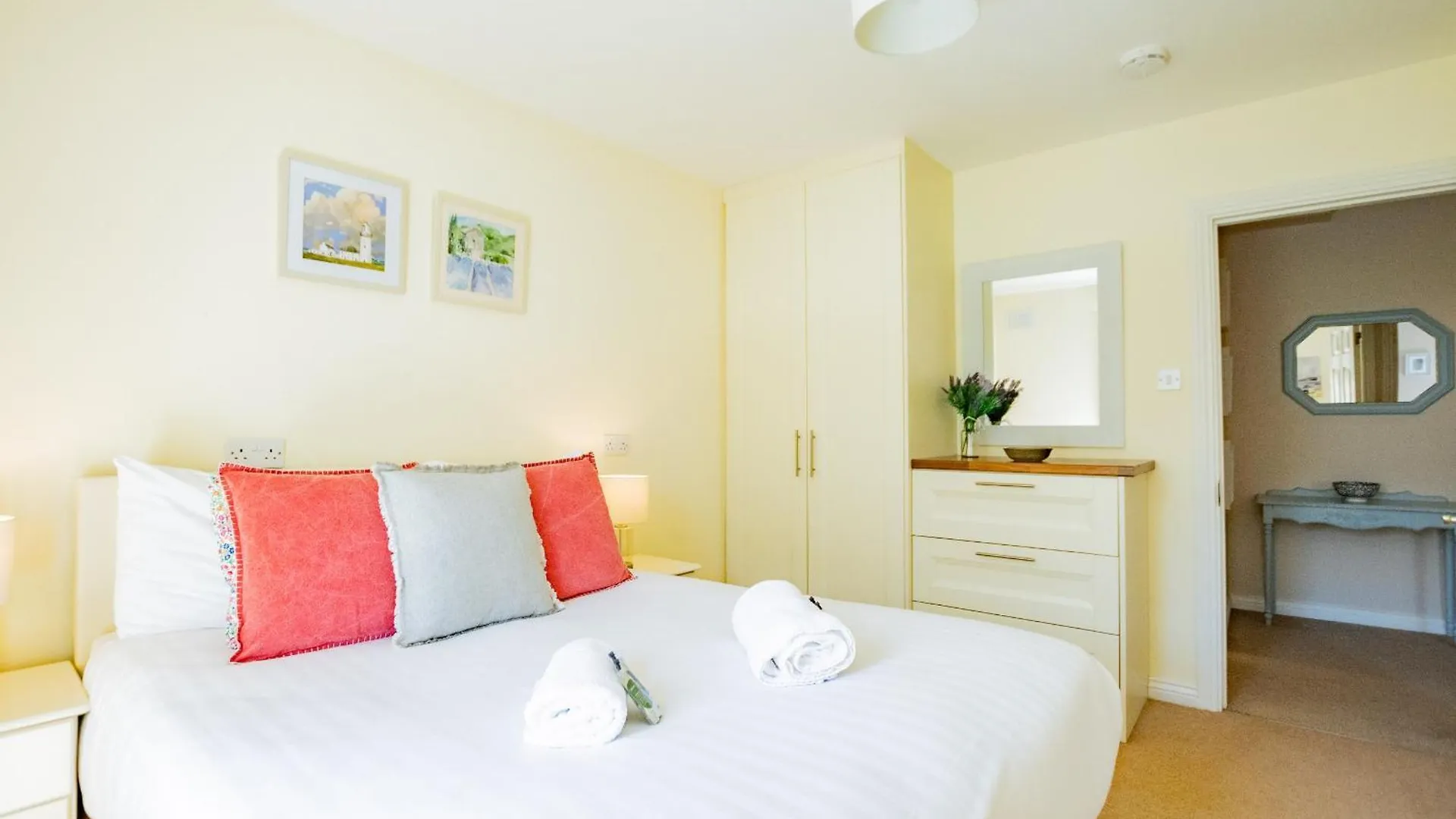 Holiday home City Townhouse With Parking Galway