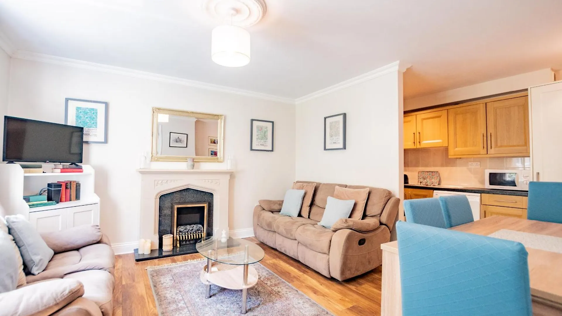 City Townhouse With Parking Galway
