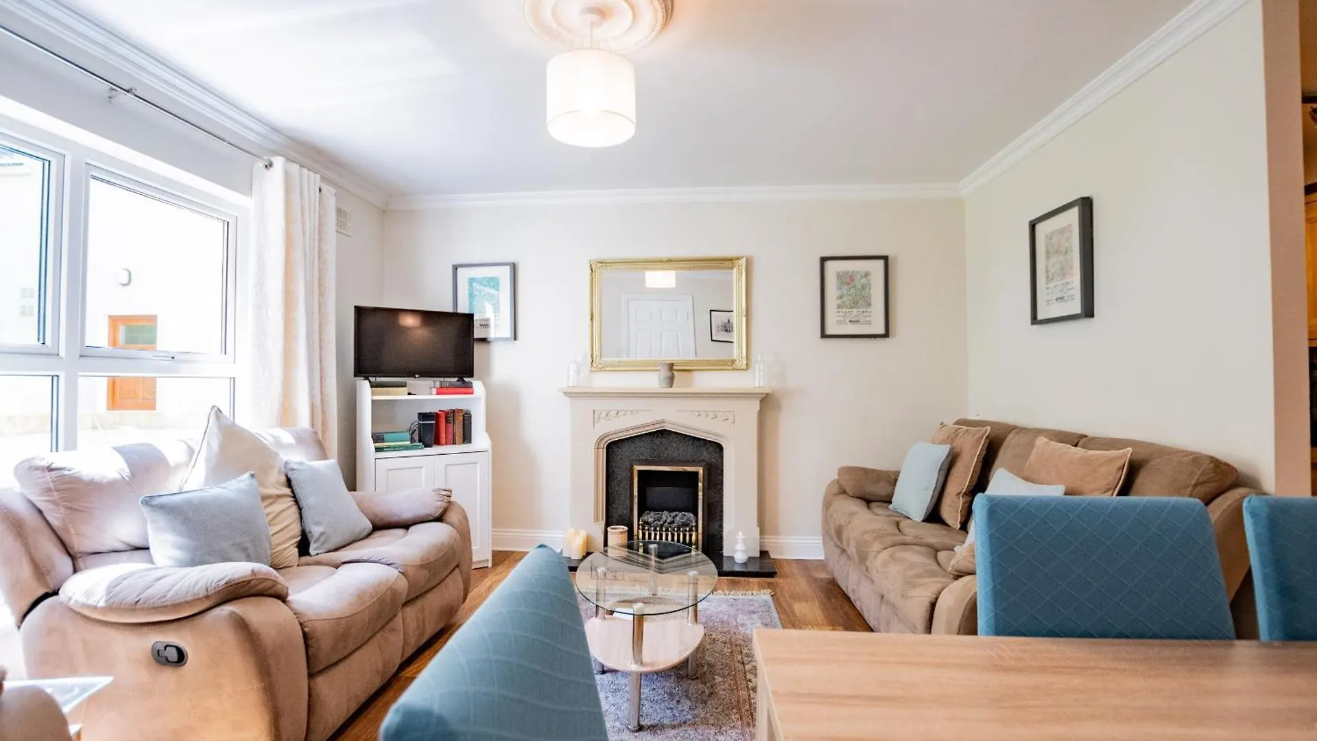 Holiday home City Townhouse With Parking Galway Ireland